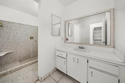 1106 NE 3rd Street Hallandale Beach FL 33009