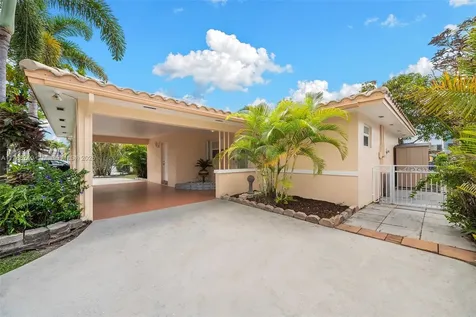 1106 NE 3rd Street Hallandale Beach FL 33009