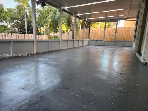 9771 SW 216th Terrace Cutler Bay FL 33190