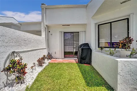 236 Par Drive Royal Palm Beach FL 33411