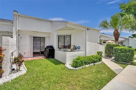 236 Par Drive Royal Palm Beach FL 33411