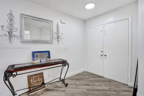 236 Par Drive Royal Palm Beach FL 33411