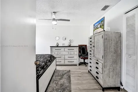 236 Par Drive Royal Palm Beach FL 33411