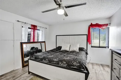 236 Par Drive Royal Palm Beach FL 33411