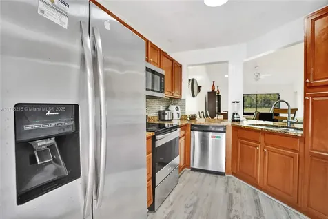 236 Par Drive Royal Palm Beach FL 33411