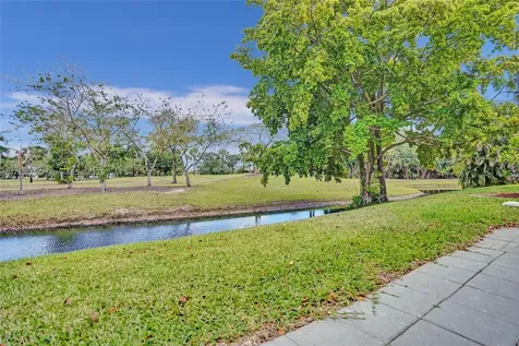 236 Par Drive Royal Palm Beach FL 33411