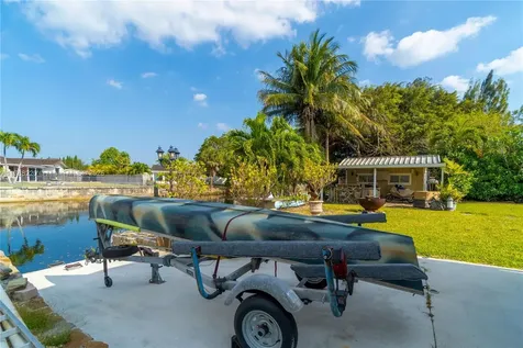 6931 SW 108th Avenue Miami FL 33173