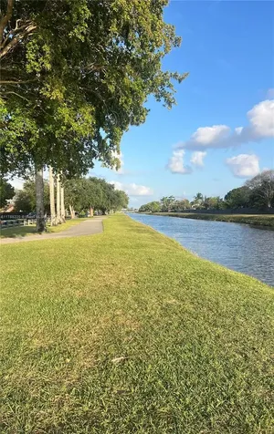 6931 SW 108th Avenue Miami FL 33173