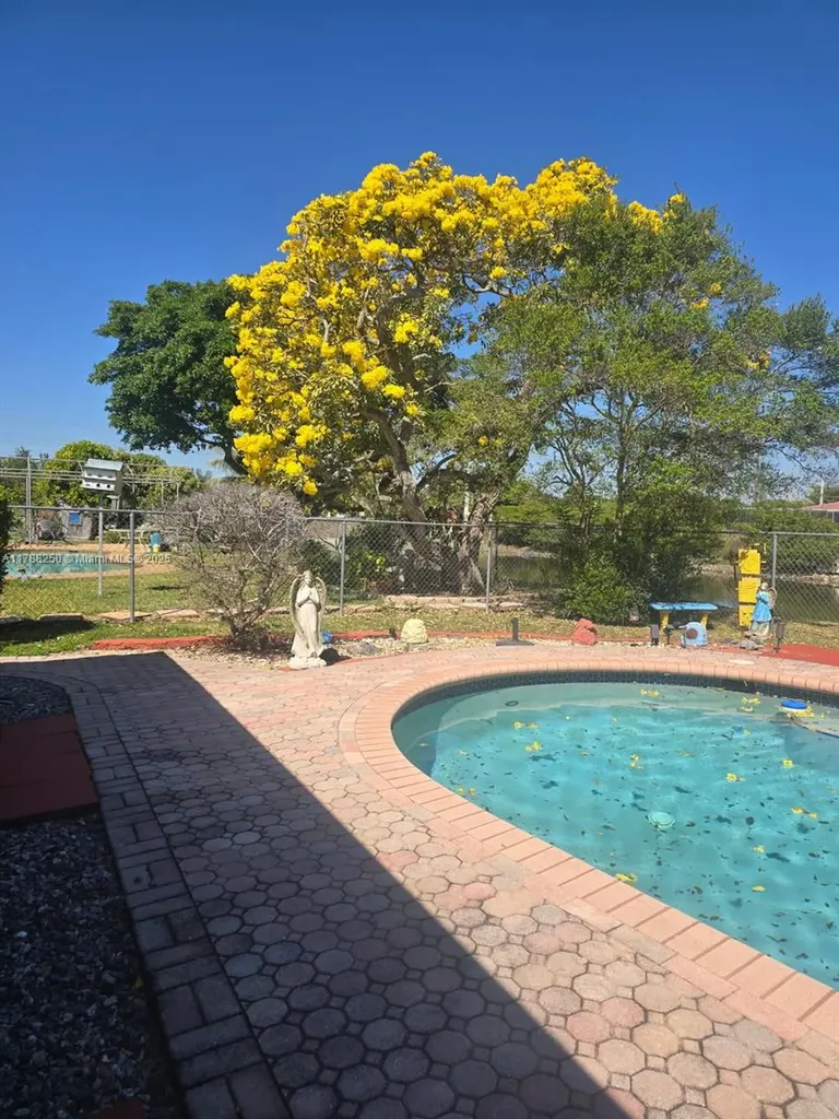 10935 Gable Street Boca Raton FL 33428