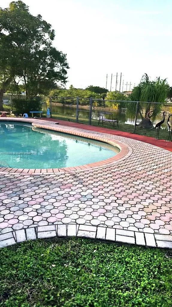 10935 Gable Street Boca Raton FL 33428