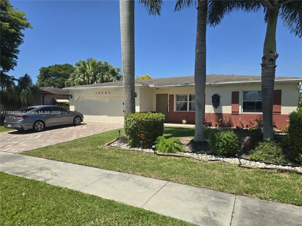 10935 Gable Street Boca Raton FL 33428