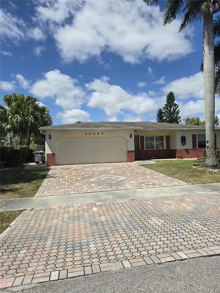 10935 Gable Street Boca Raton FL 33428