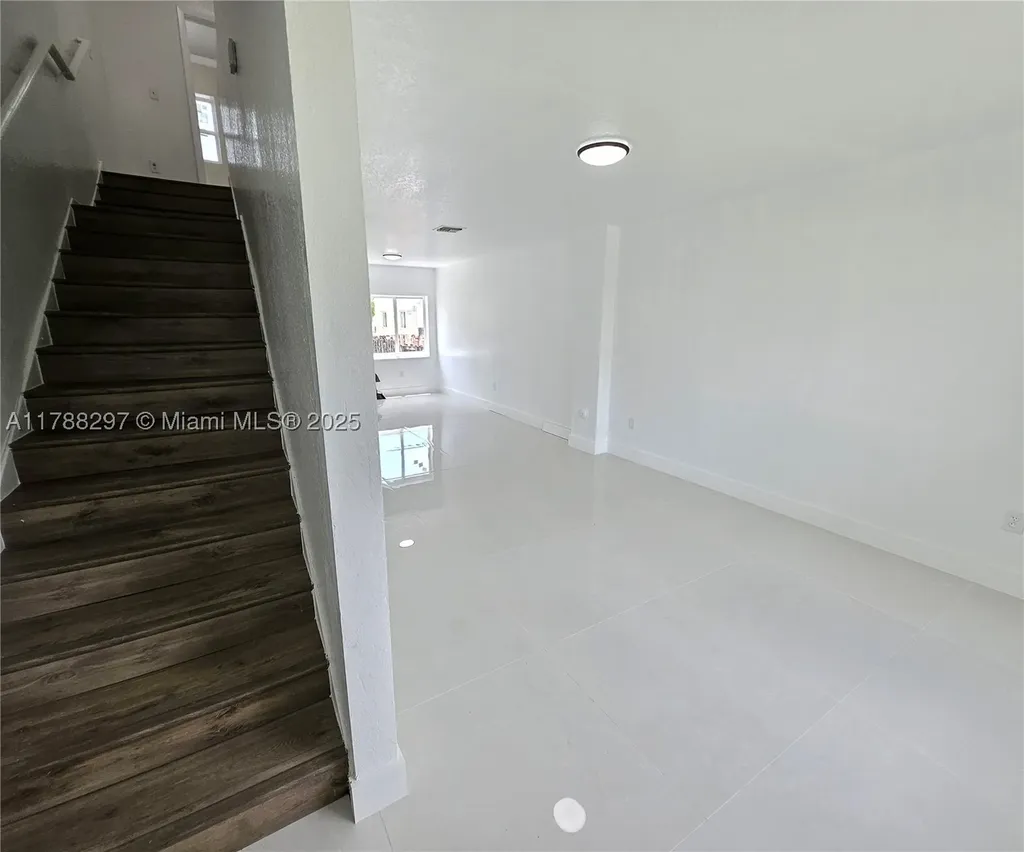 450 NW 84th Street Miami FL 33150
