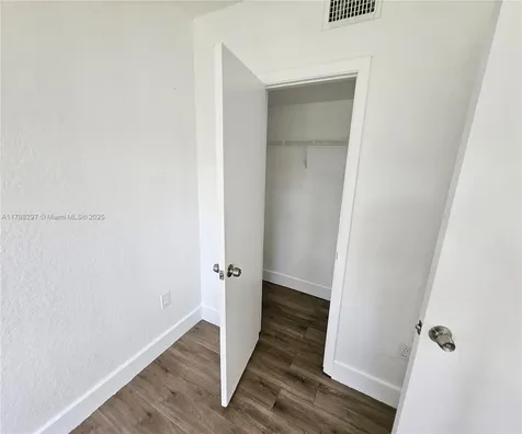 450 NW 84th Street Miami FL 33150