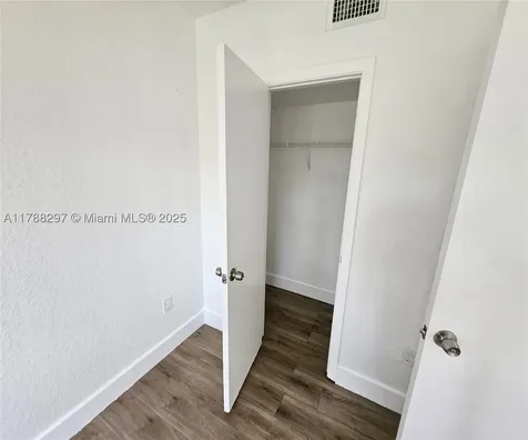 450 NW 84th Street Miami FL 33150