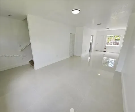 450 NW 84th Street Miami FL 33150