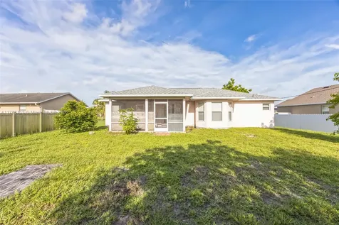 3513 SW Pumpkin Street Port St. Lucie FL 34953