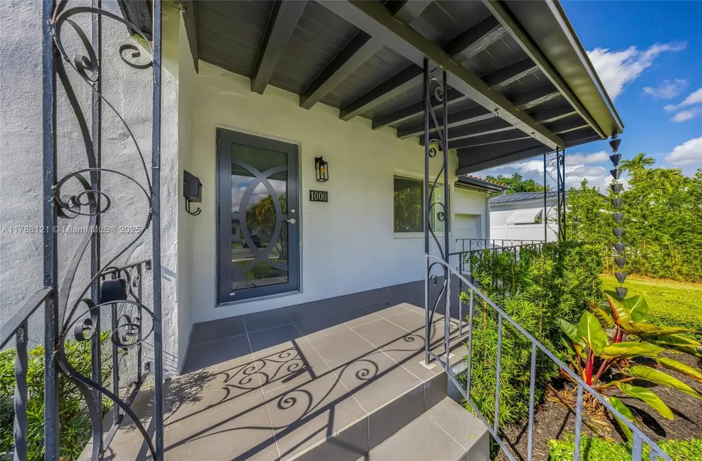 1000 Plover Avenue Miami Springs FL 33166