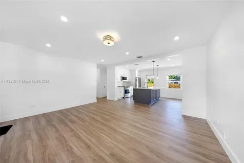 1000 Plover Avenue Miami Springs FL 33166