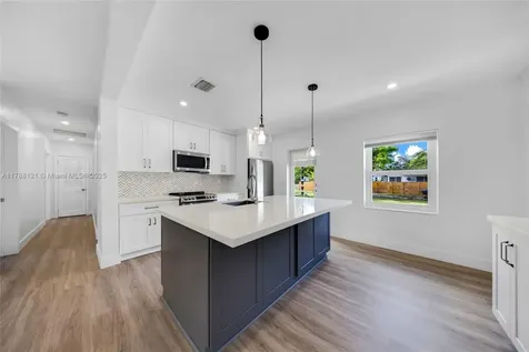 1000 Plover Avenue Miami Springs FL 33166