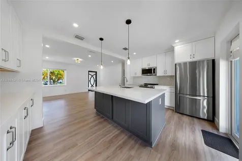 1000 Plover Avenue Miami Springs FL 33166