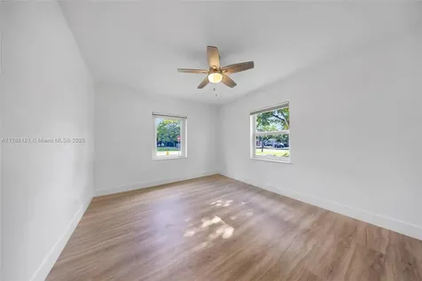 1000 Plover Avenue Miami Springs FL 33166