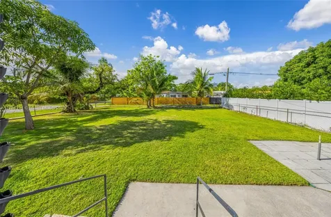 1000 Plover Avenue Miami Springs FL 33166