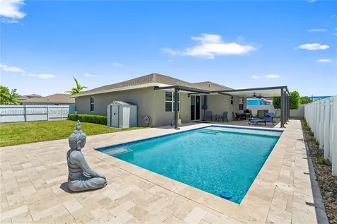 13270 SW 274th Street Homestead FL 33032