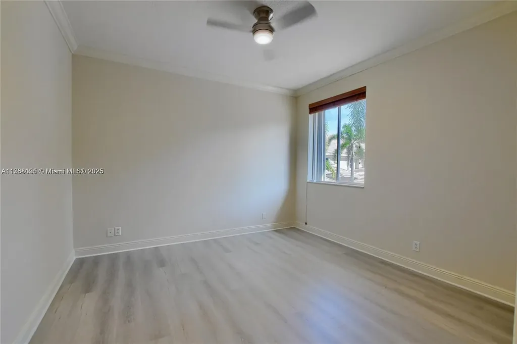 23 Royal Palm Way Boca Raton FL 33432