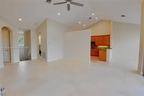 23 Royal Palm Way Boca Raton FL 33432