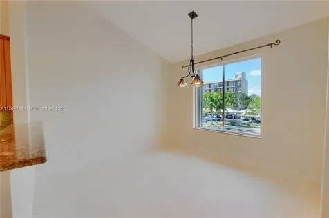 23 Royal Palm Way Boca Raton FL 33432