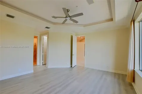 23 Royal Palm Way Boca Raton FL 33432