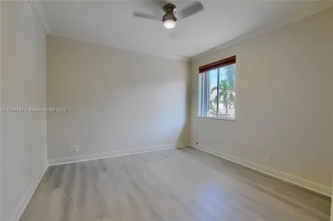 23 Royal Palm Way Boca Raton FL 33432