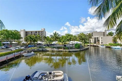 23 Royal Palm Way Boca Raton FL 33432