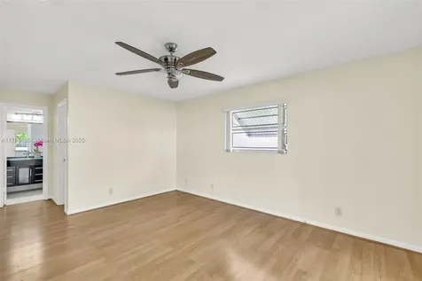1171 NW 88th Way Plantation FL 33322