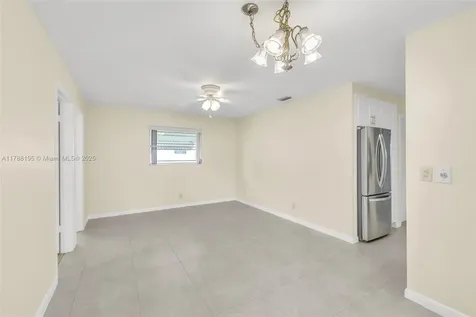 1171 NW 88th Way Plantation FL 33322