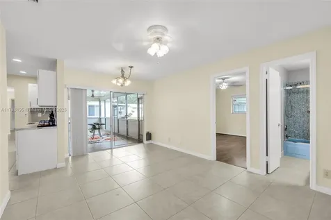 1171 NW 88th Way Plantation FL 33322