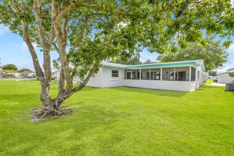 1171 NW 88th Way Plantation FL 33322