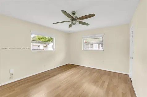 1171 NW 88th Way Plantation FL 33322