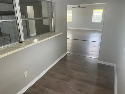 4410 NW 30th Court Lauderdale Lakes FL 33313