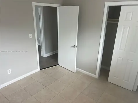 4410 NW 30th Court Lauderdale Lakes FL 33313