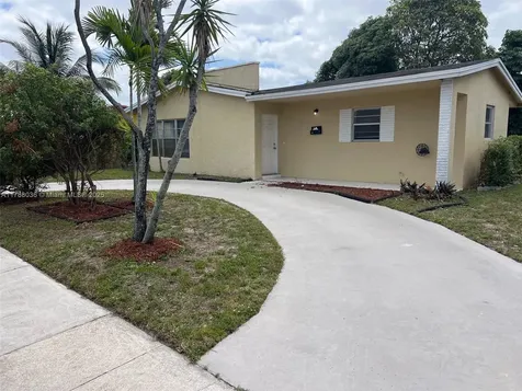 4410 NW 30th Court Lauderdale Lakes FL 33313