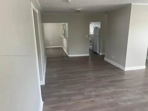 4410 NW 30th Court Lauderdale Lakes FL 33313