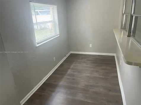 4410 NW 30th Court Lauderdale Lakes FL 33313