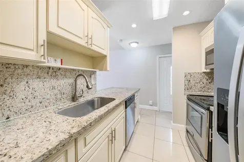 702 SW 79th Avenue North Lauderdale FL 33068