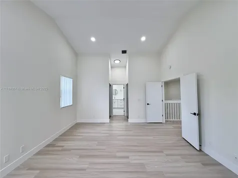 9525 NW 9th Court Plantation FL 33324