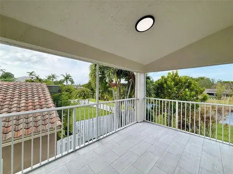9525 NW 9th Court Plantation FL 33324