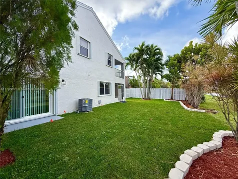 9525 NW 9th Court Plantation FL 33324