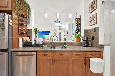 5566 NW 102nd Place Doral FL 33178