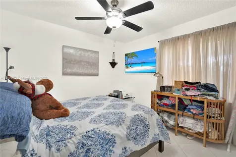 5566 NW 102nd Place Doral FL 33178